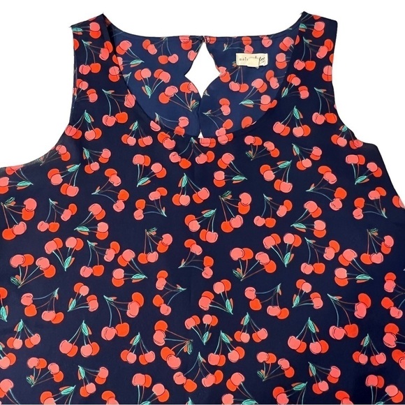 Maison Jules Sleeveless Women’s Cherry layered scalloped hem top Navy medium - Picture 4 of 12